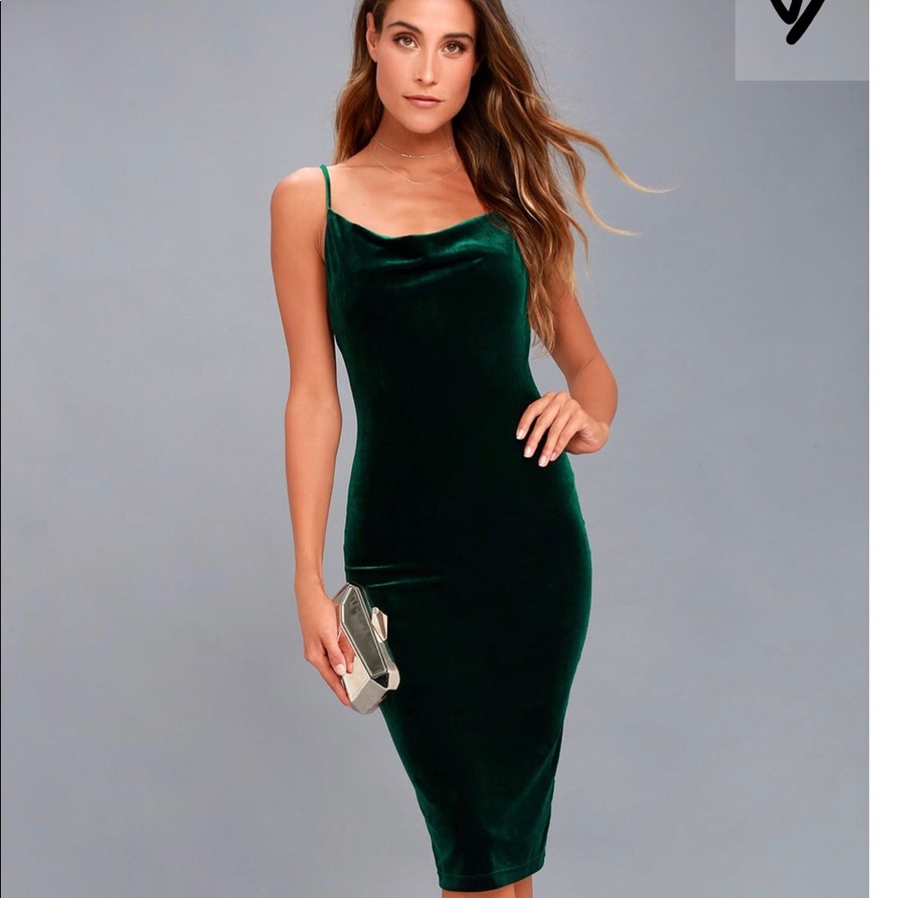 Lulus Emerald Green Velvet dress